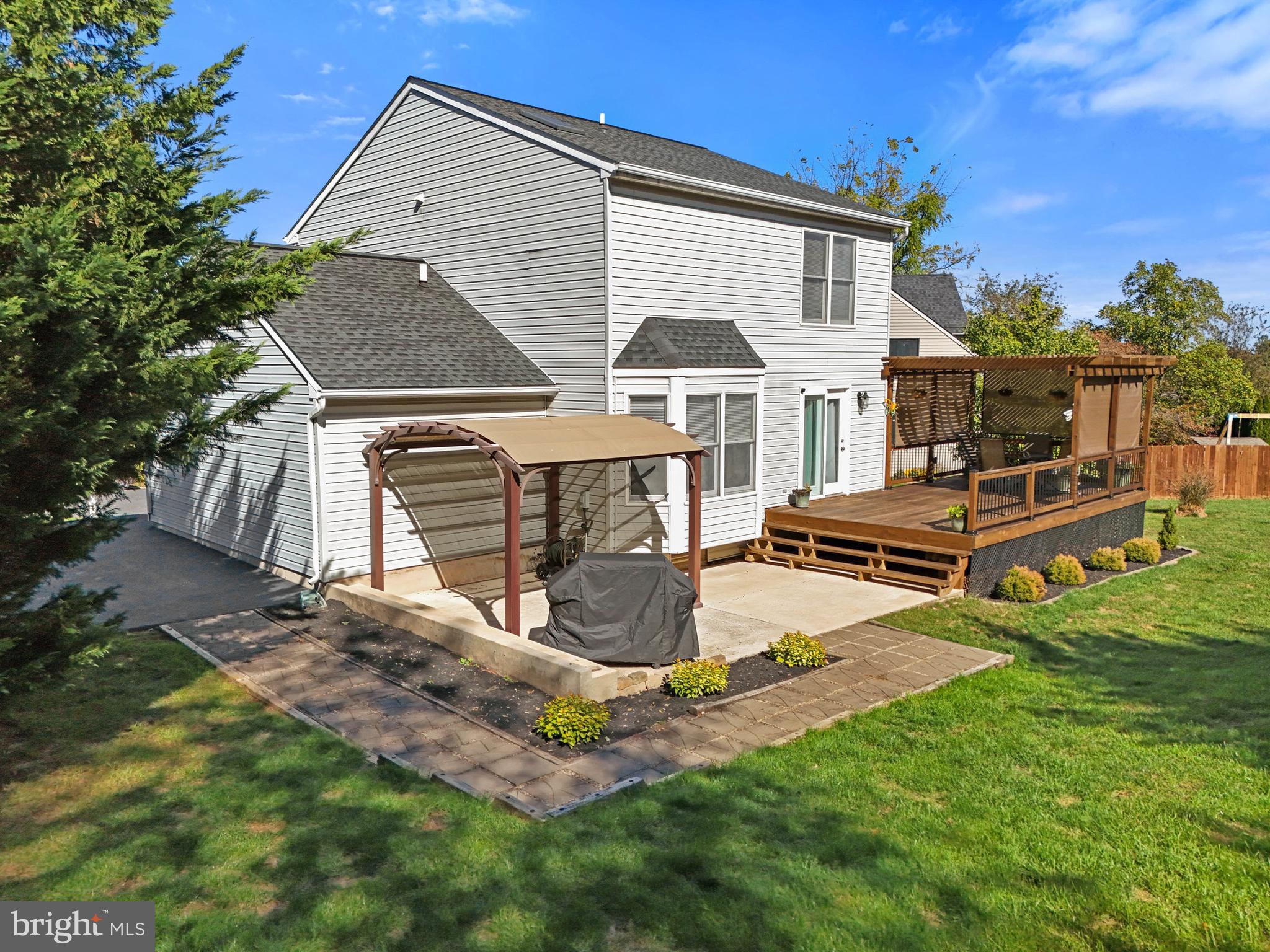 RIDGEVIEW - Residential