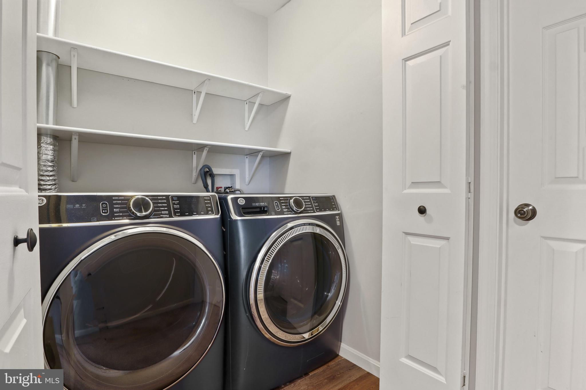 RIDGEVIEW - Residential