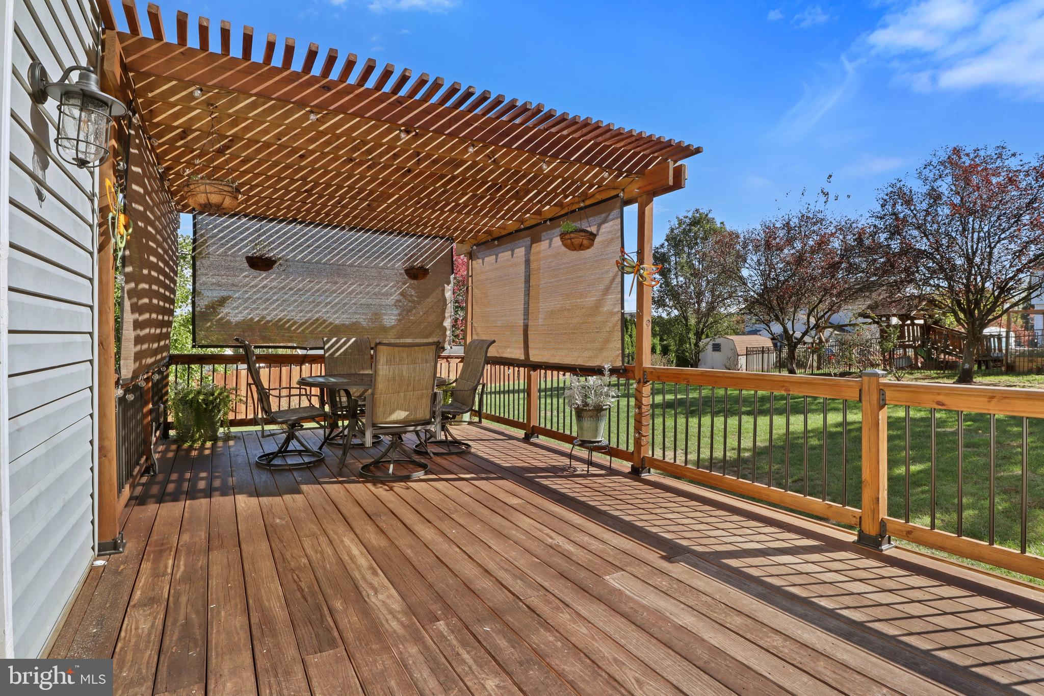 RIDGEVIEW - Residential