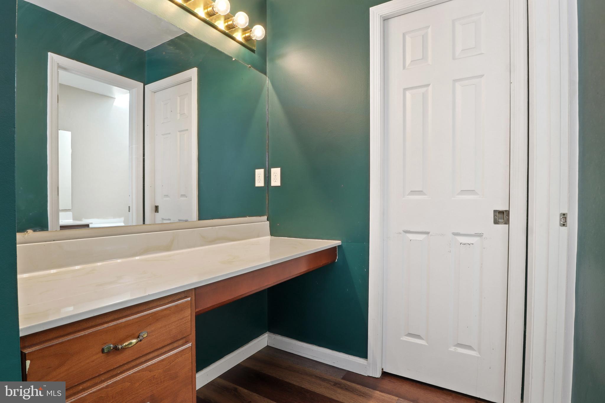 RIDGEVIEW - Residential