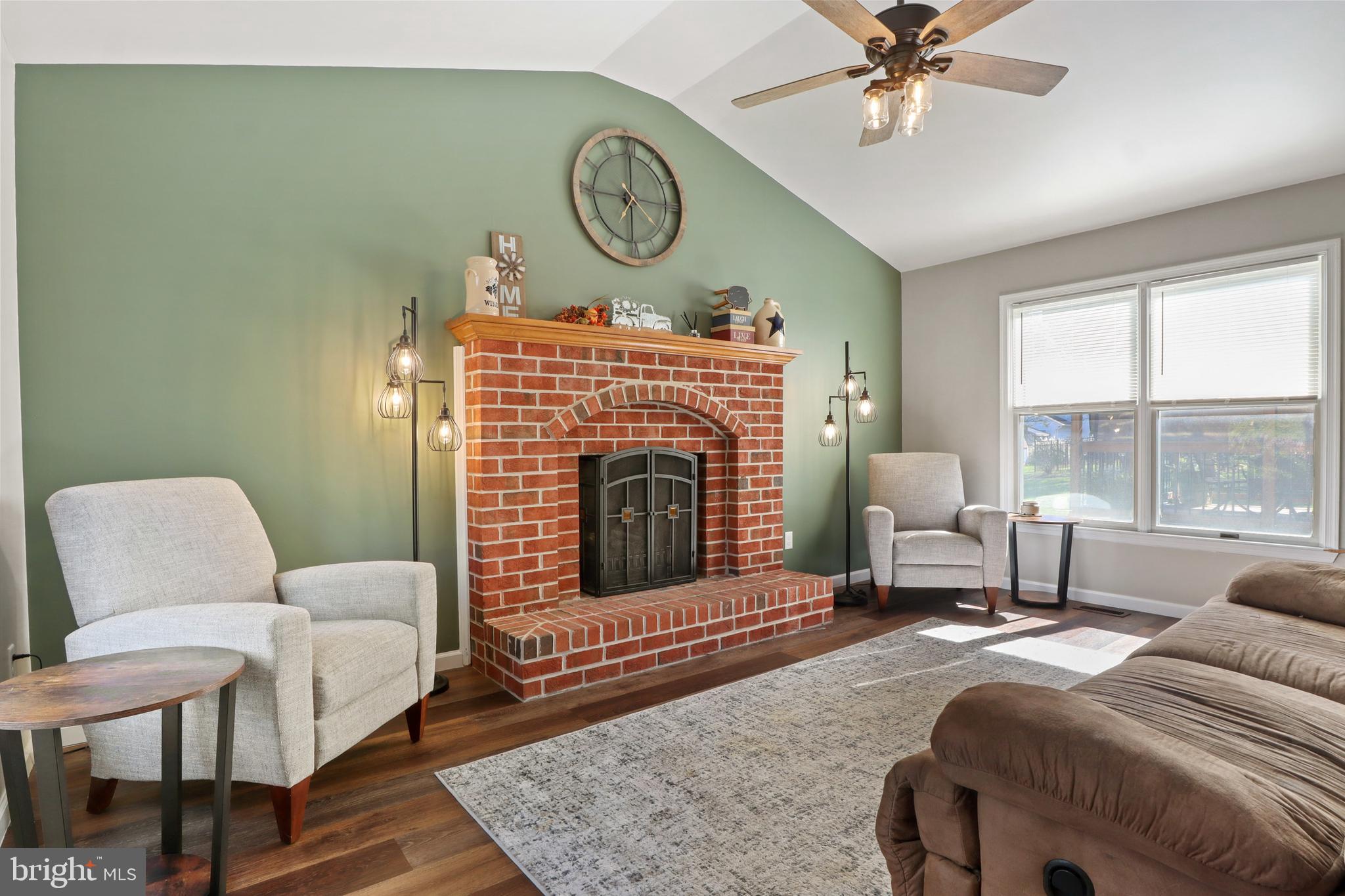 RIDGEVIEW - Residential