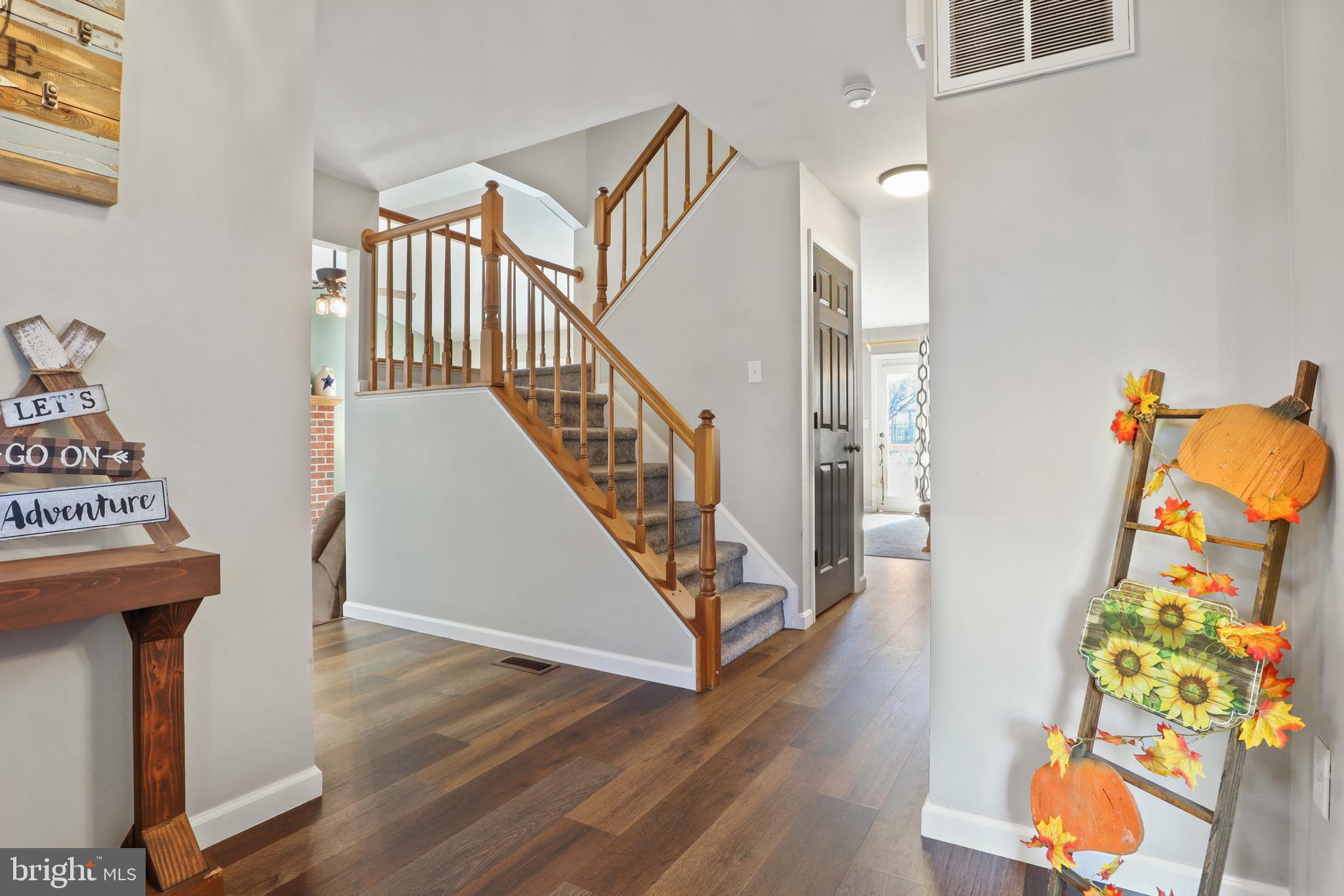 RIDGEVIEW - Residential