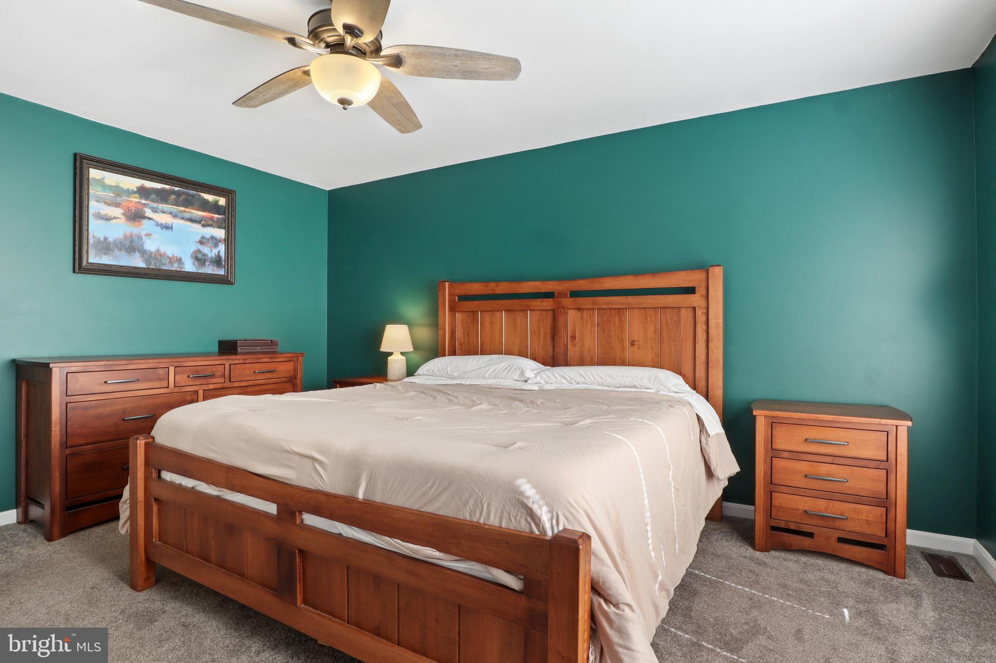 RIDGEVIEW - Residential