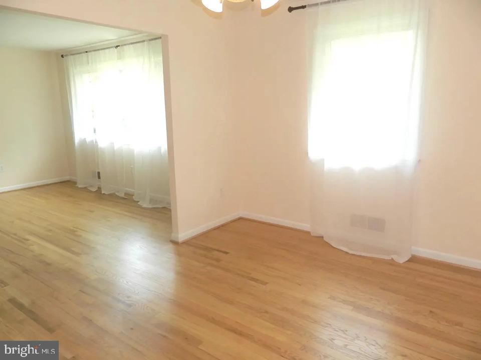 FOXHALL - Residential Lease