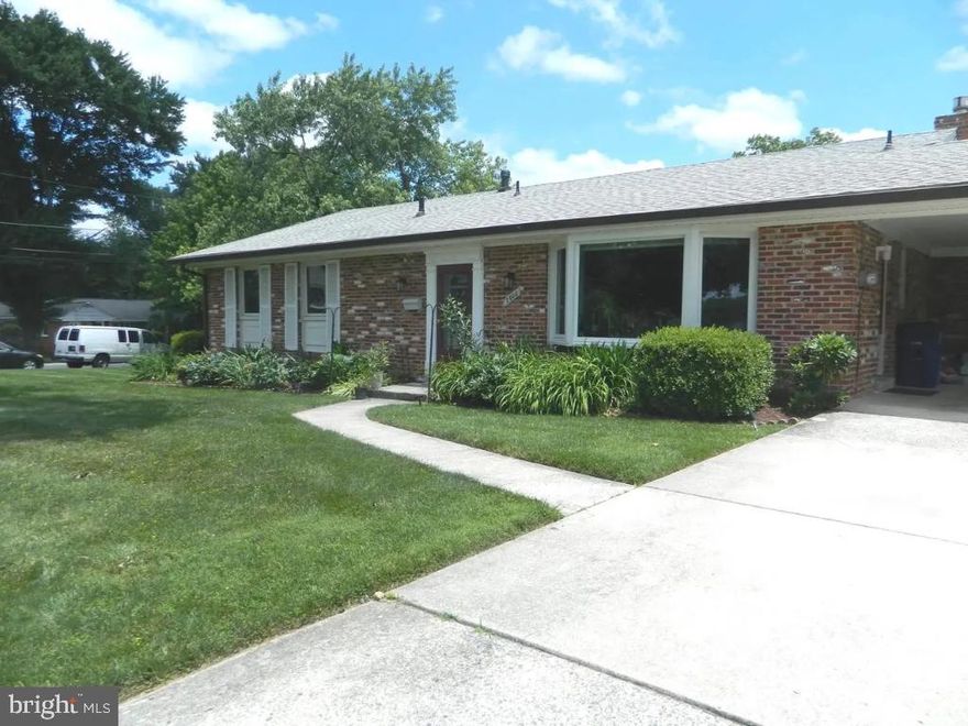 Upper level of beautiful house for rent. This is a two unit single-family home. The basement is rented separately with a private entrance.
Gas, electricity, and water included in rent. On a corner lot and cul-de-sac in Foxhall in excellent condition. Northeast main entrance orientation provides natural light throughout the day. Specific kitchen features include 42 inch maple cabinets with roll-out drawers, corner cabinet, pantry style cabinets, updated countertops, newer floors and newer stainless steel appliances. All upper level bedrooms are spacious with hardwood floors. Two parking spots available, and also plenty of parking on the street. Washer & dryer included. Lower level (basement) not included. Close to Georgian Forest Park, Matthew Henson Trail Park, walk to Commuter Bus and approx. 1 mile to Glenmont Metro Station.