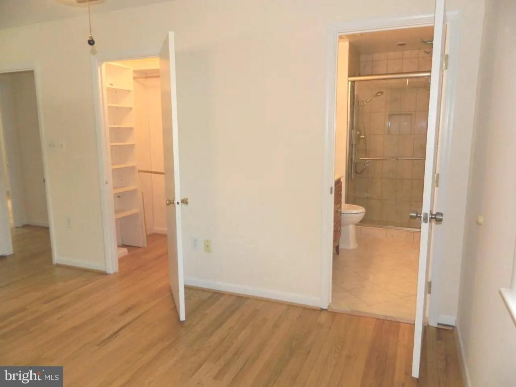 FOXHALL - Residential Lease