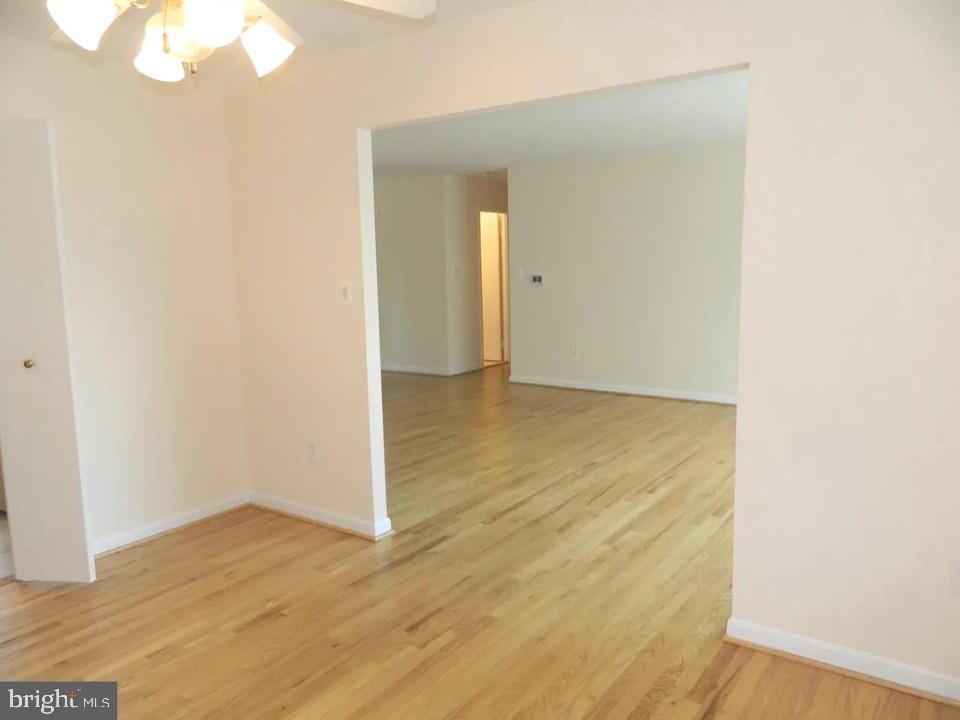 FOXHALL - Residential Lease