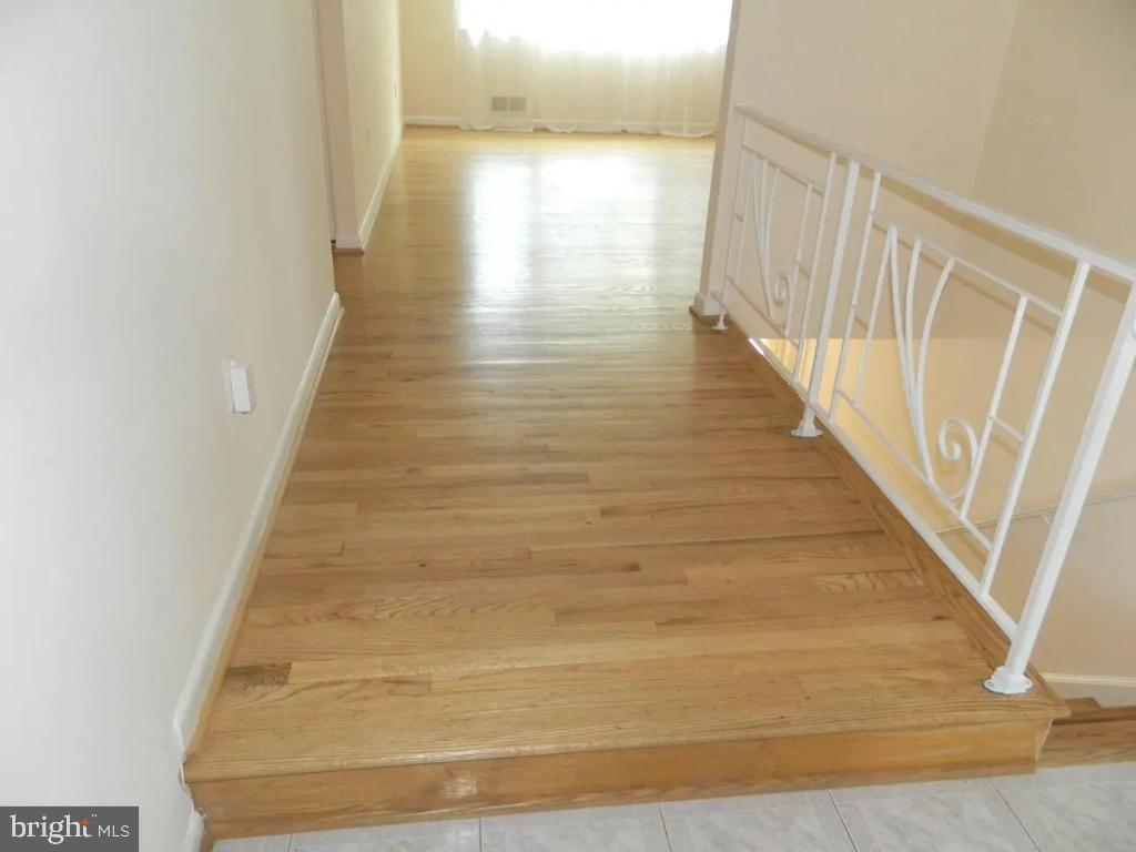 FOXHALL - Residential Lease