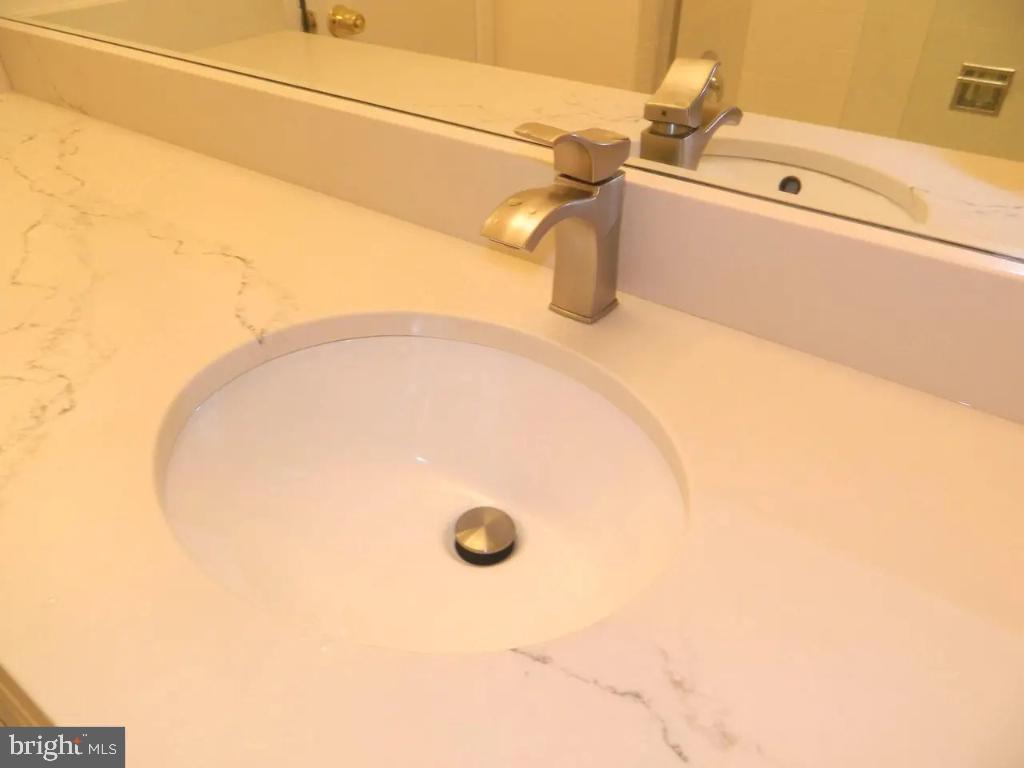 FOXHALL - Residential Lease