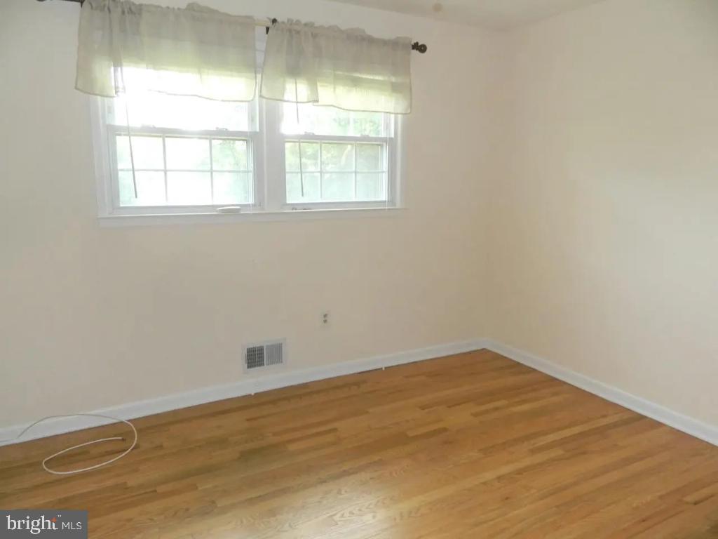 FOXHALL - Residential Lease