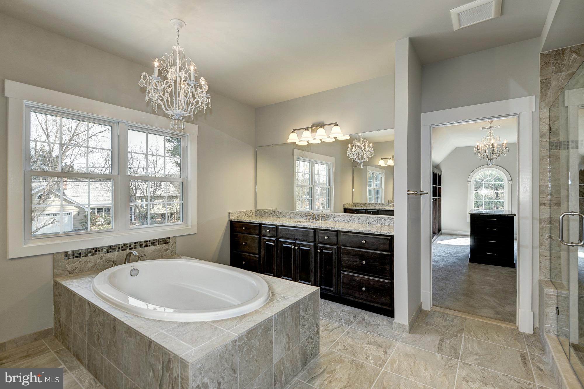 FOXHALL - Residential