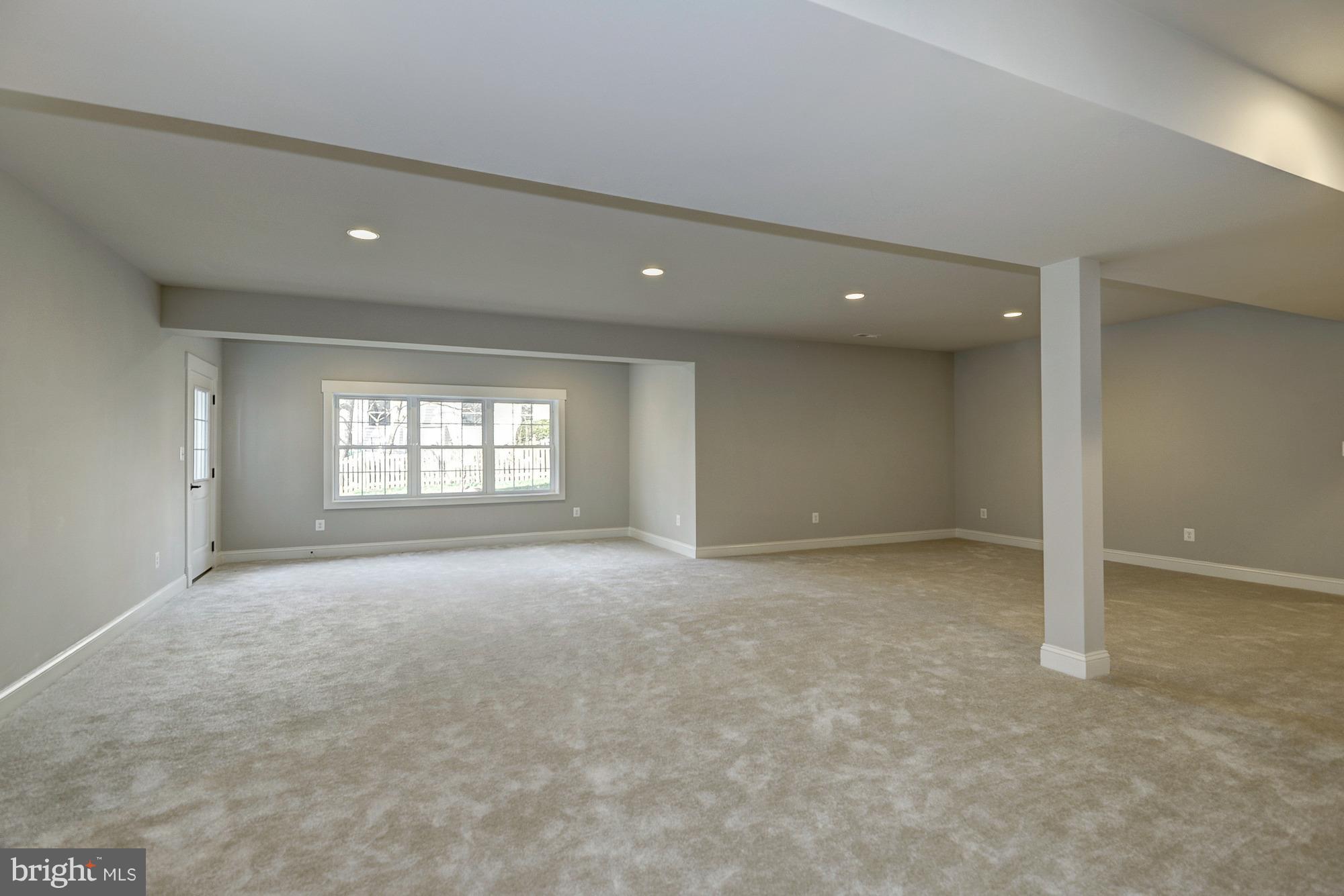 FOXHALL - Residential