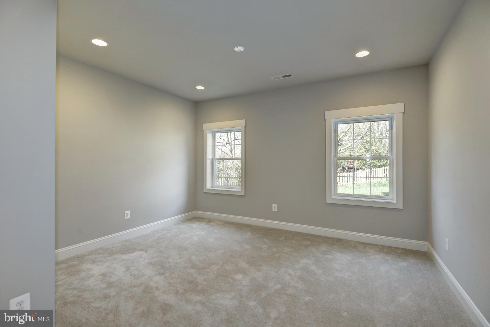 FOXHALL - Residential