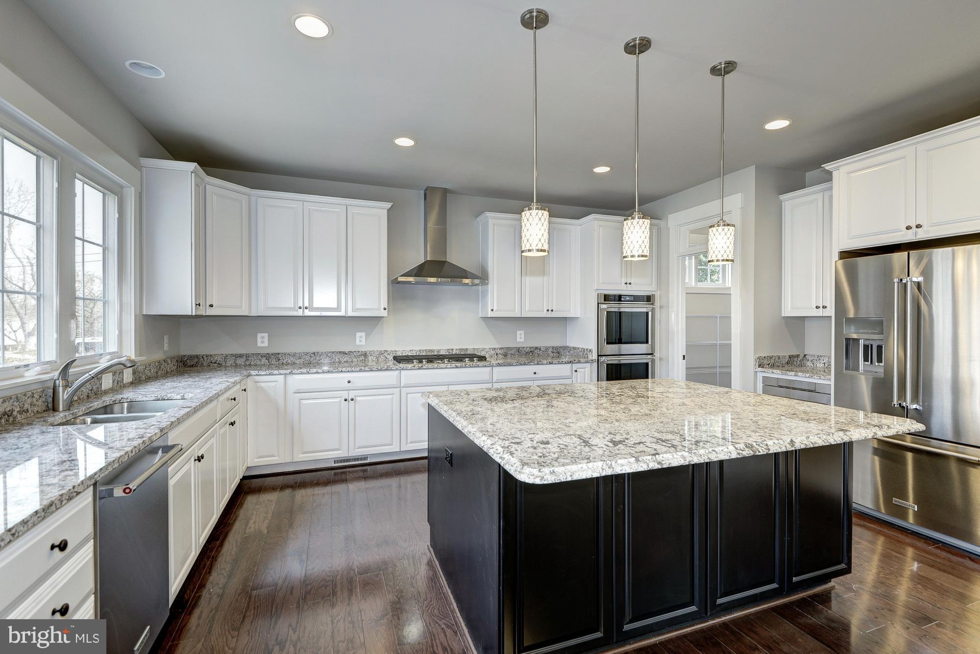 FOXHALL - Residential