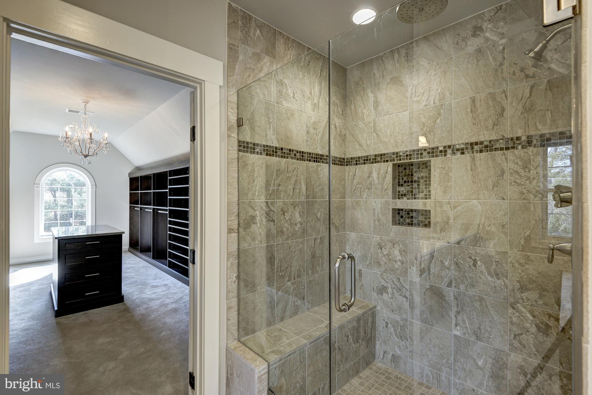 FOXHALL - Residential