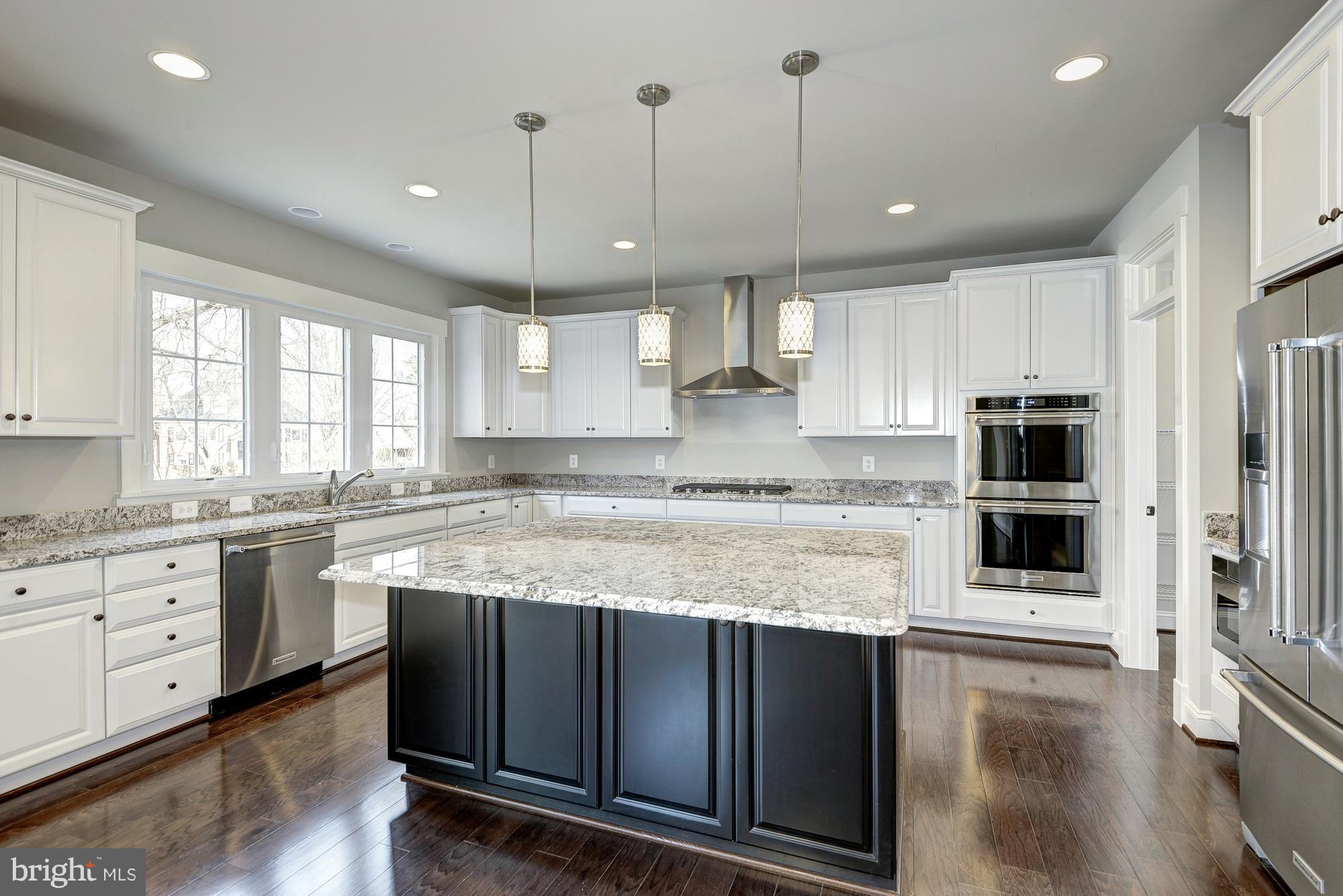 FOXHALL - Residential