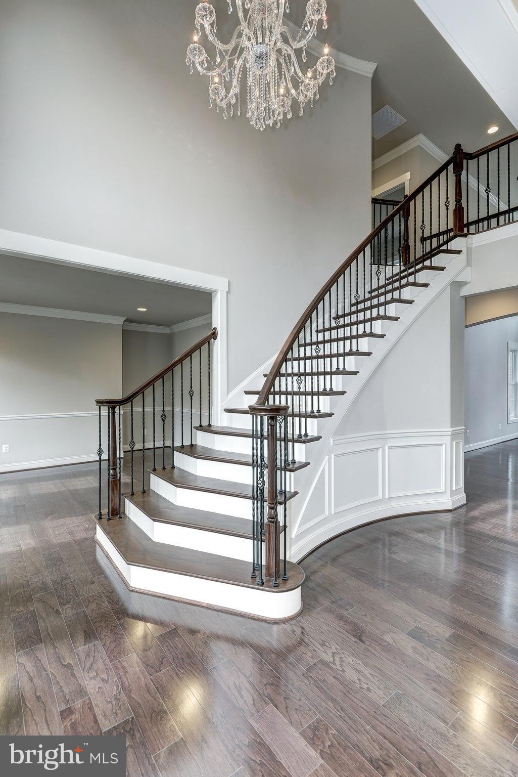 FOXHALL - Residential