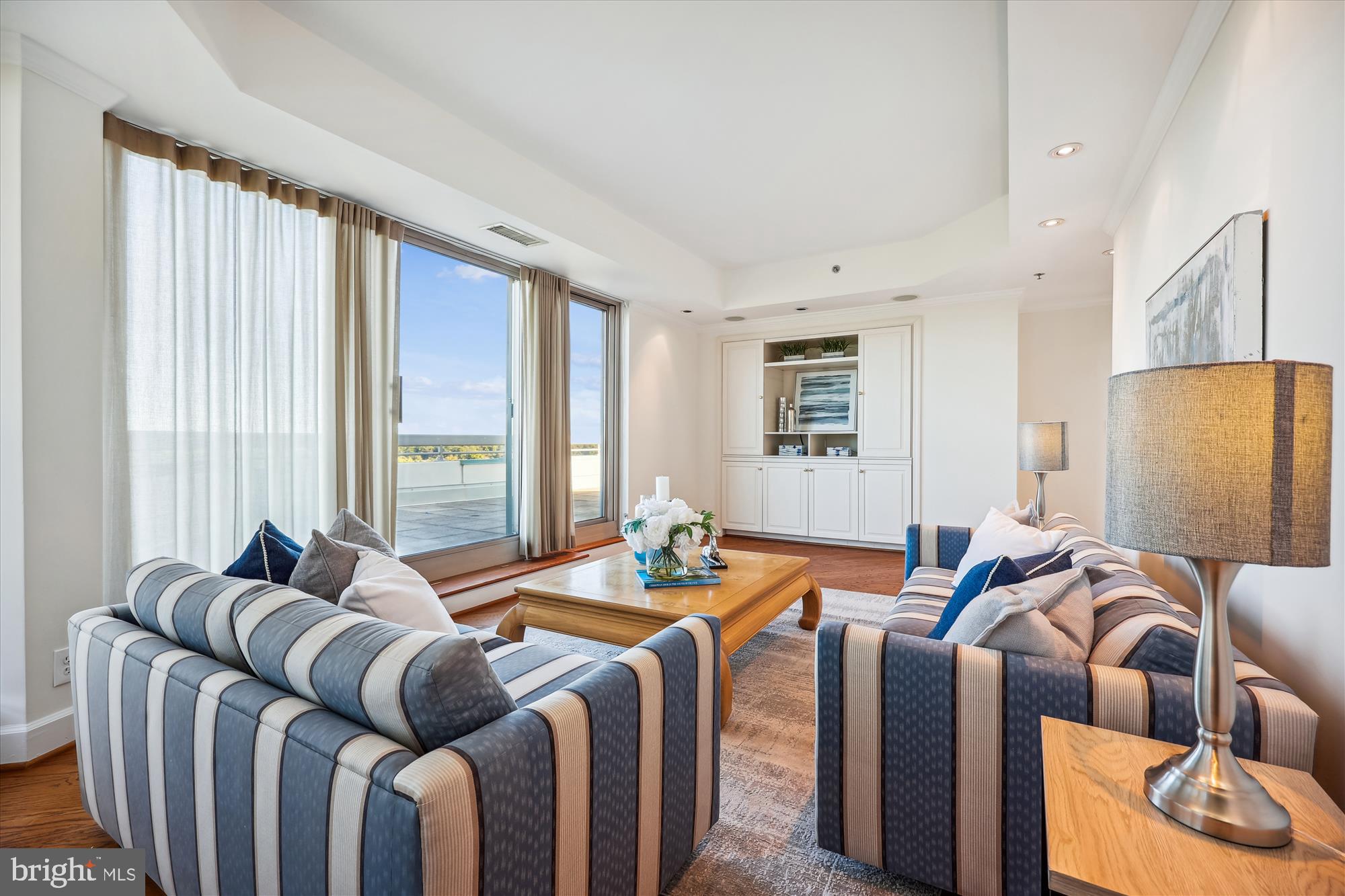 SOMERSET HOUSE - Residential