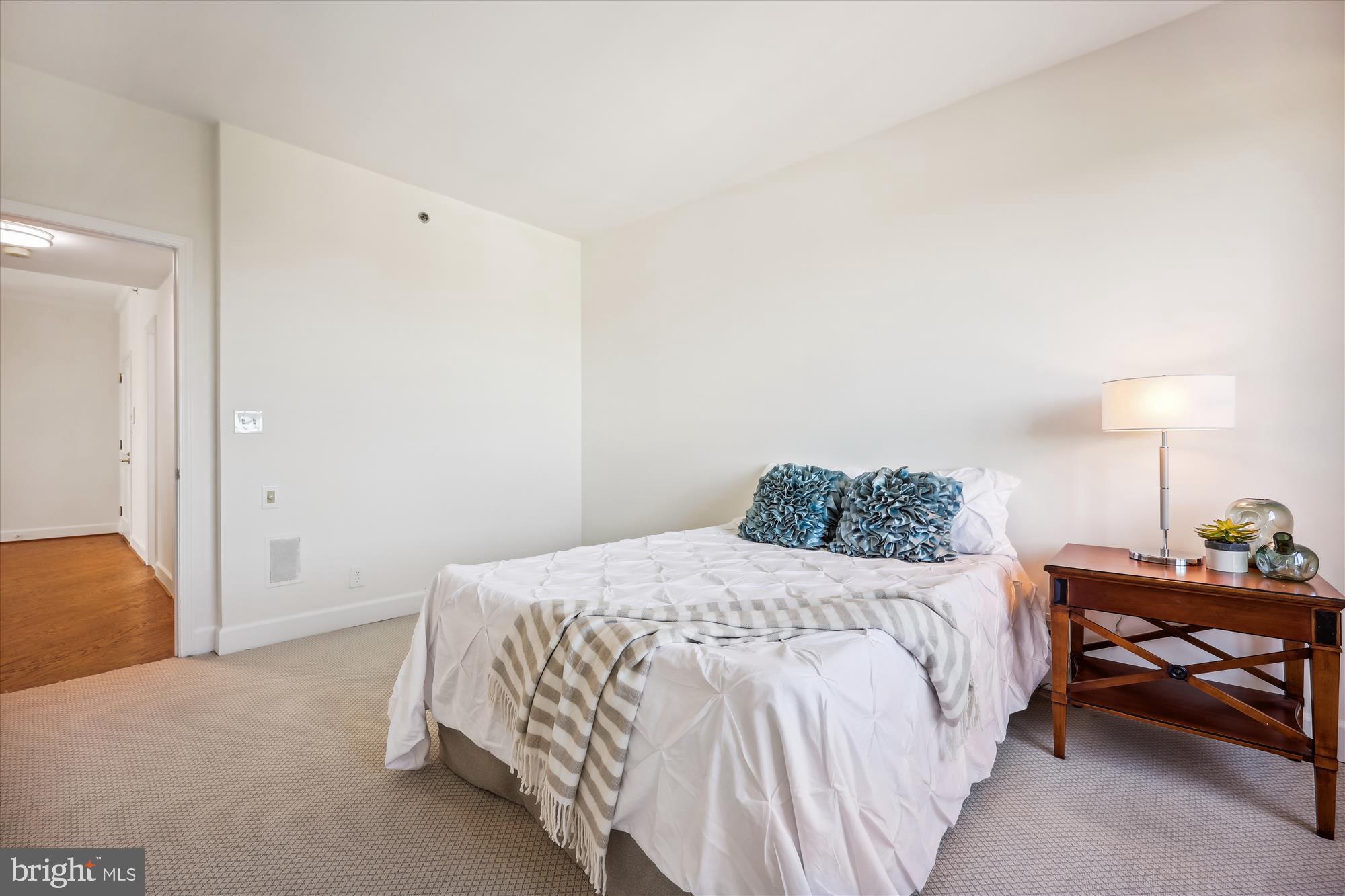 SOMERSET HOUSE - Residential