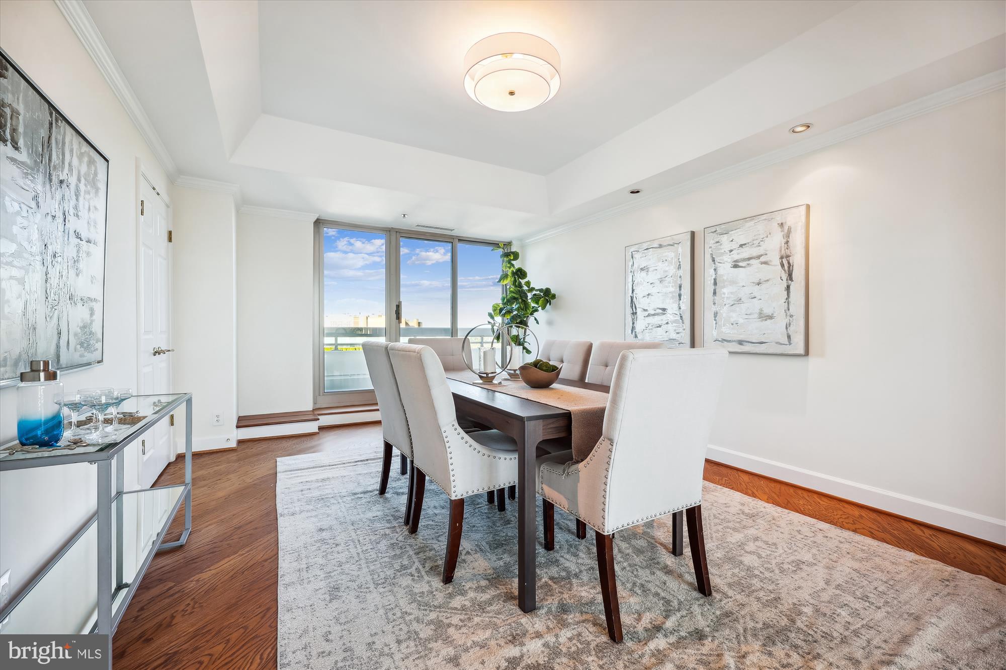 SOMERSET HOUSE - Residential