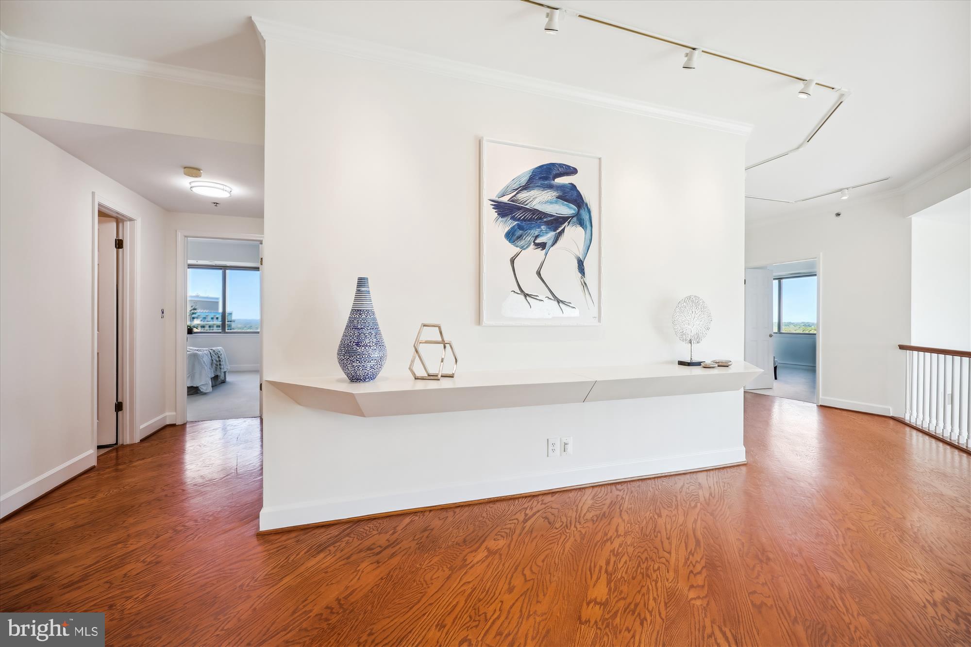 SOMERSET HOUSE - Residential