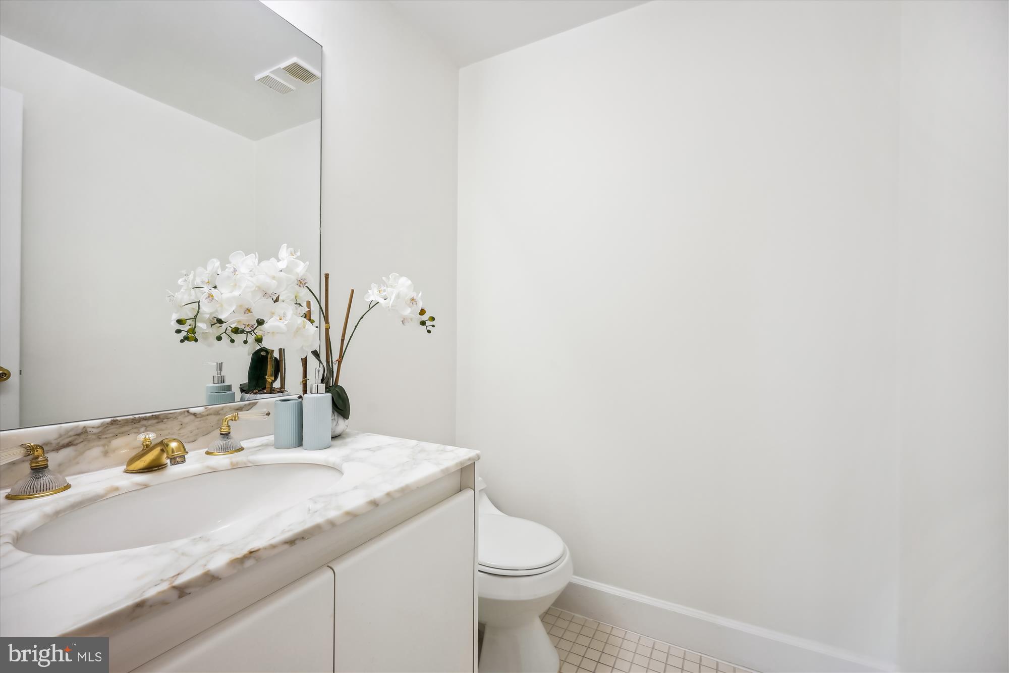 SOMERSET HOUSE - Residential