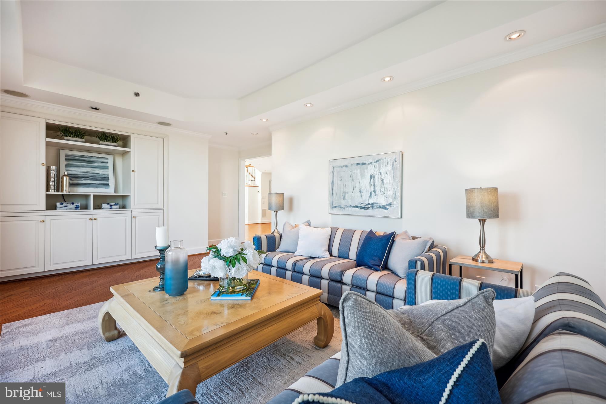 SOMERSET HOUSE - Residential