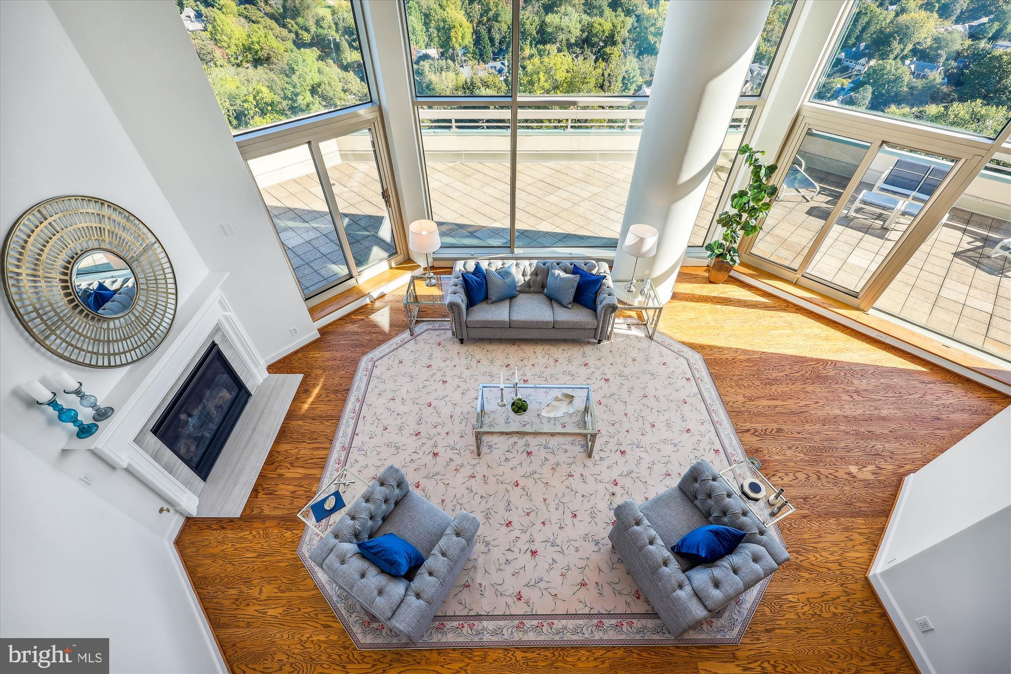 SOMERSET HOUSE - Residential