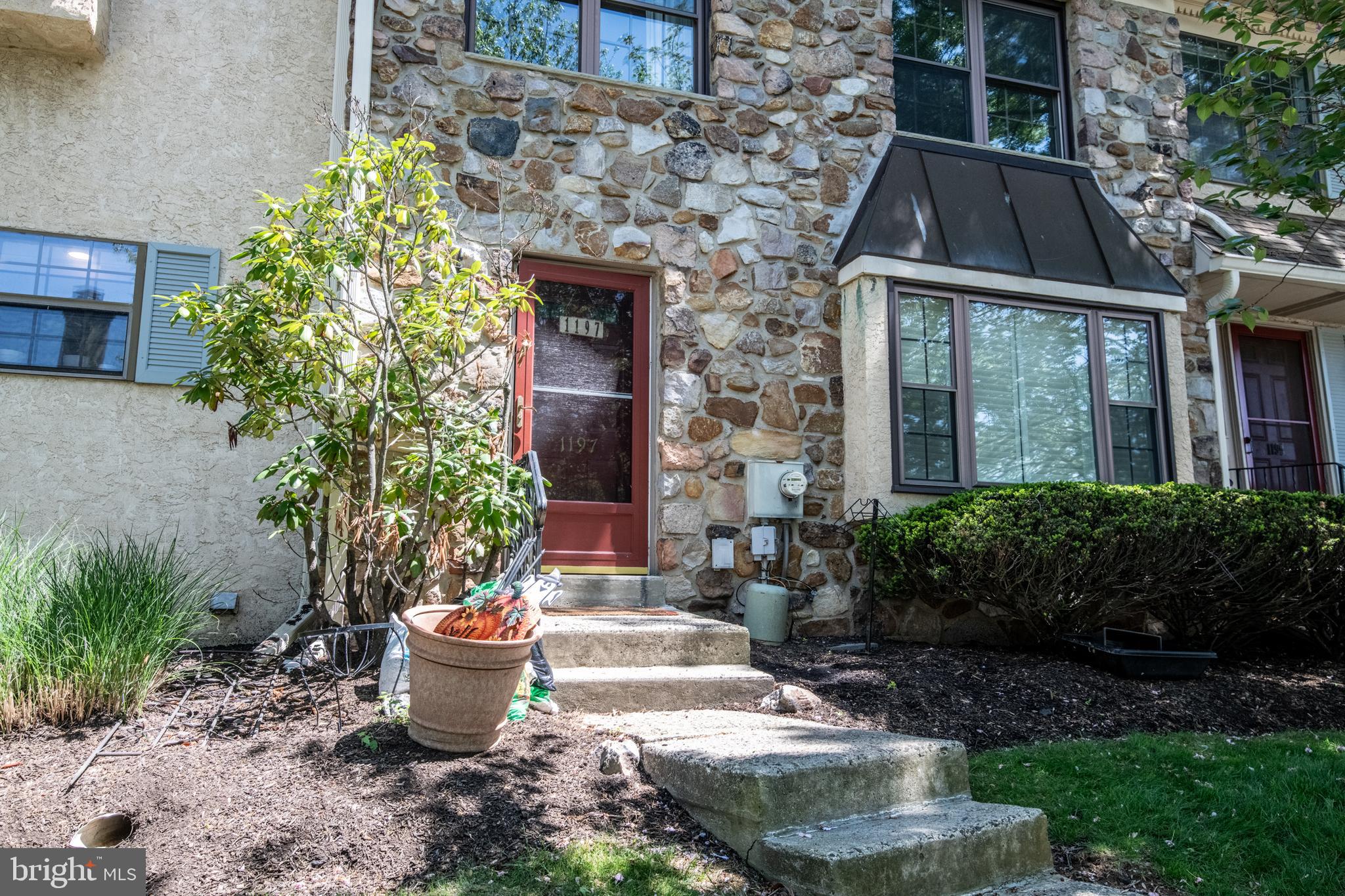CHESTERBROOK - Residential Lease