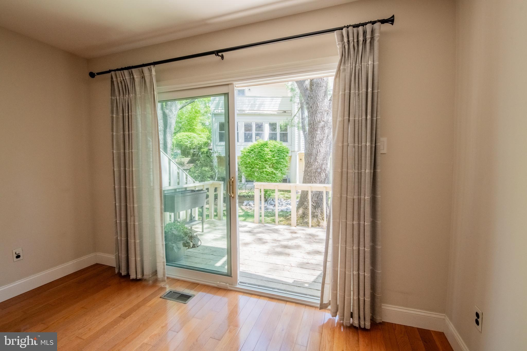 CHESTERBROOK - Residential Lease