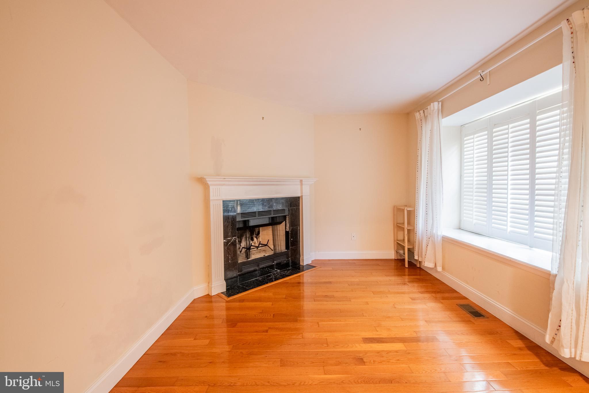 CHESTERBROOK - Residential Lease