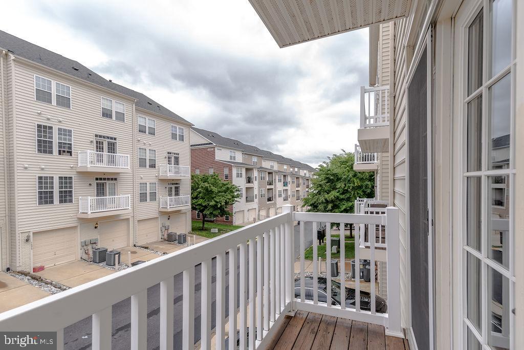 POTOMAC CLUB - Residential