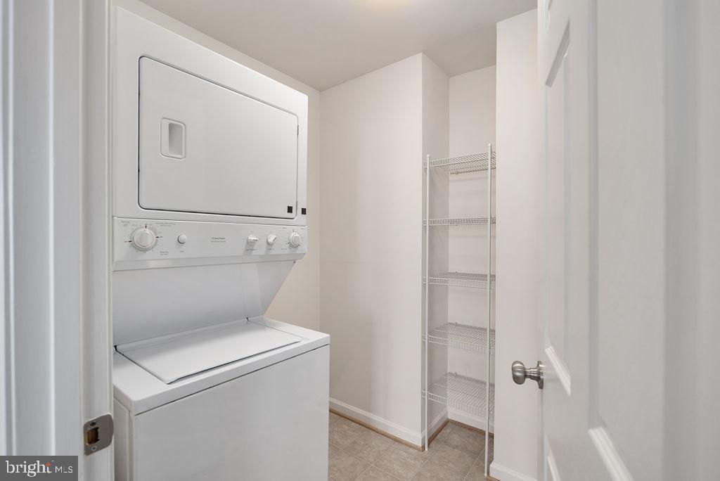 POTOMAC CLUB - Residential