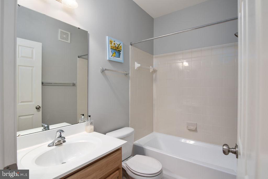 POTOMAC CLUB - Residential