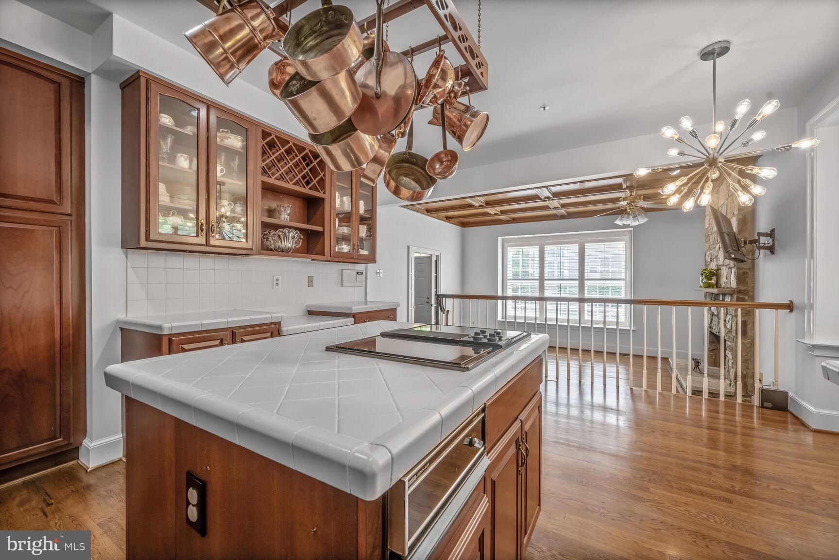 AVENEL - Residential