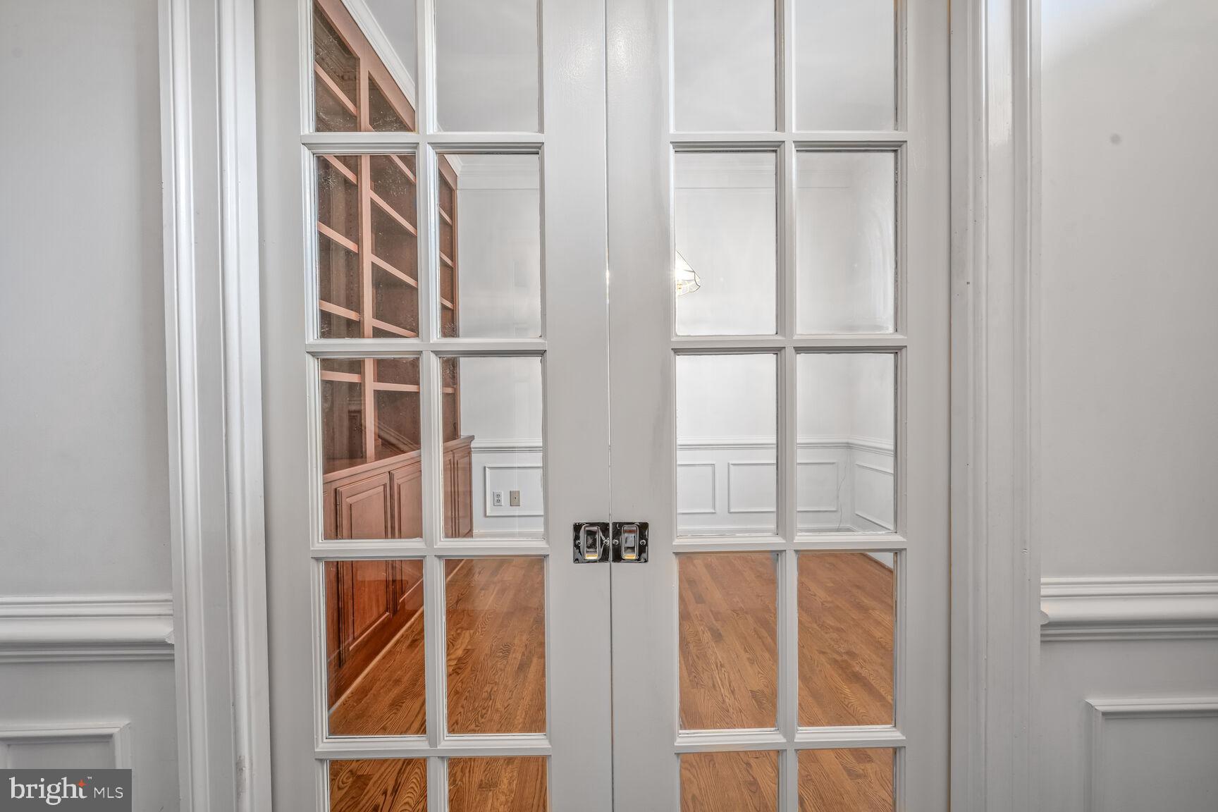 8329 TURNBERRY COURT