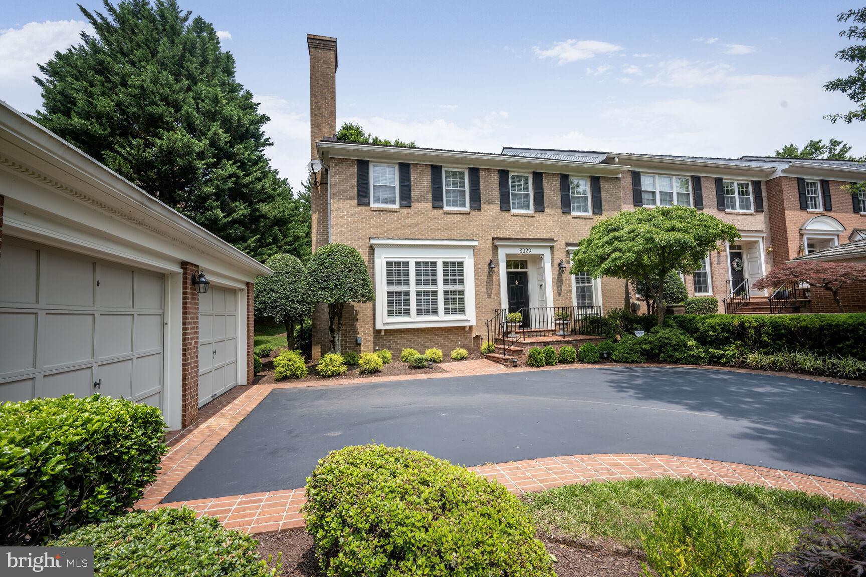 8329 TURNBERRY COURT