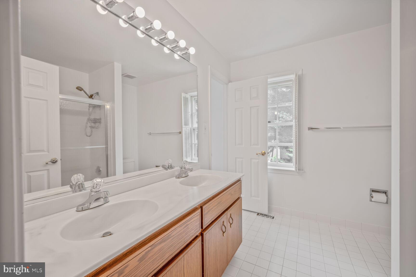 AVENEL - Residential