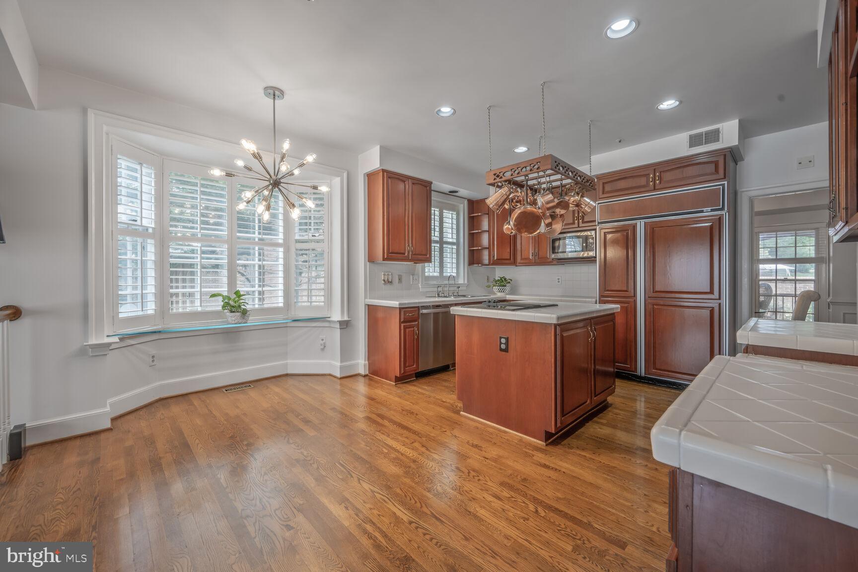 AVENEL - Residential