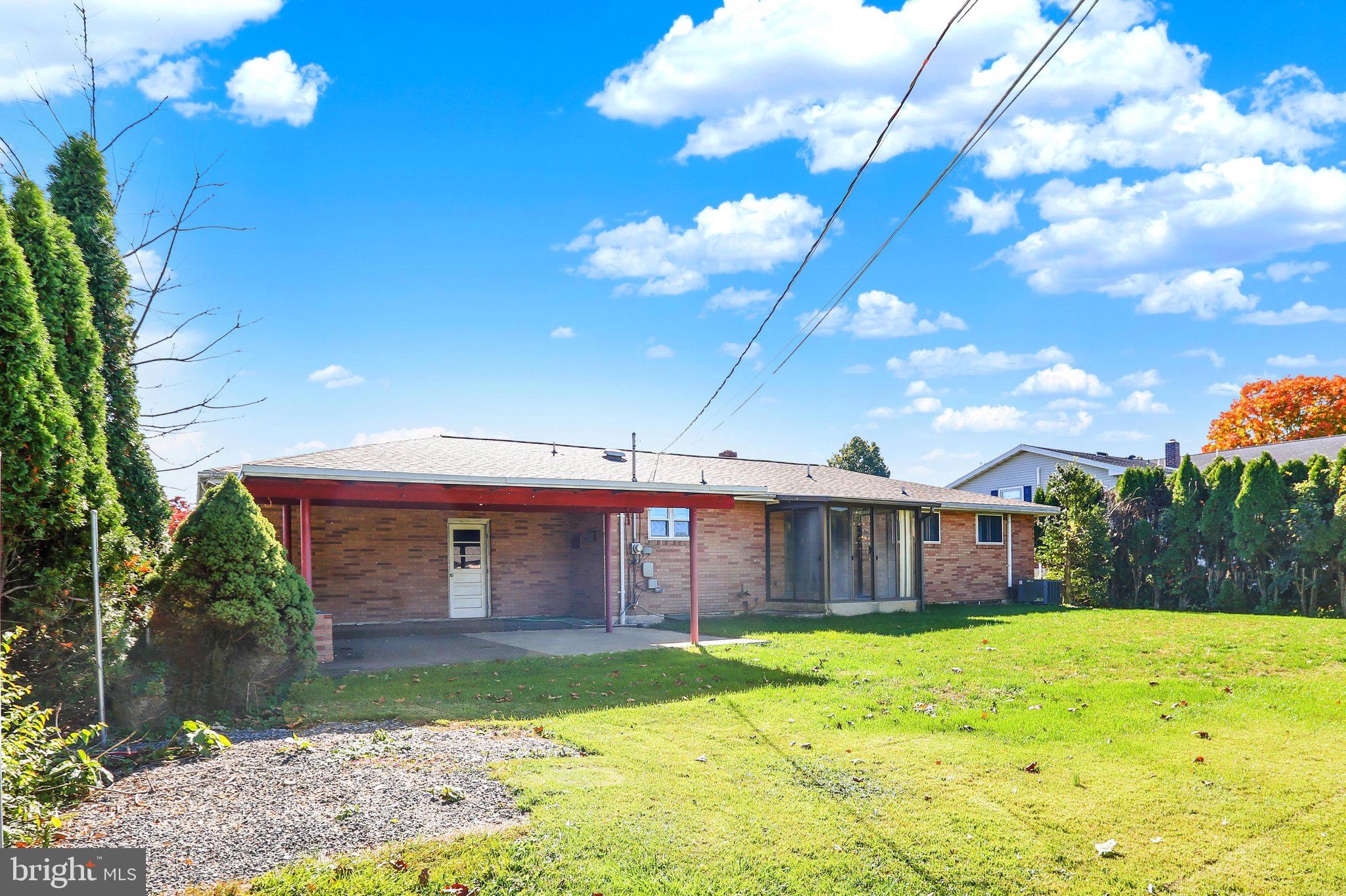 135 FAIRVIEW DRIVE