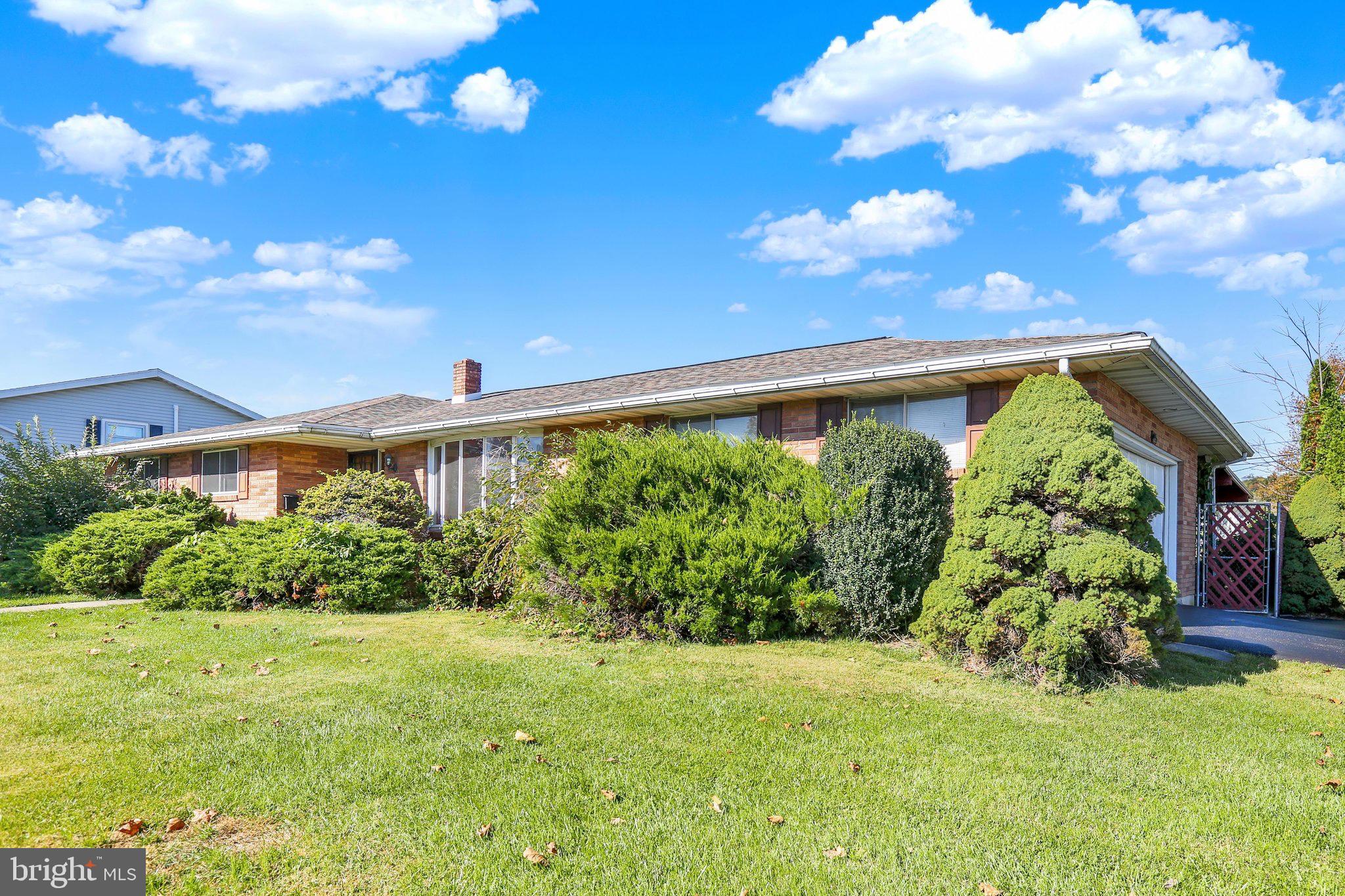 135 FAIRVIEW DRIVE