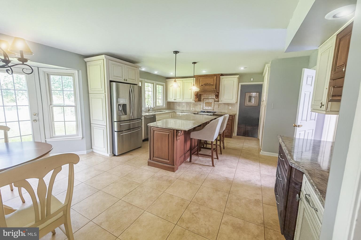 243 NORSAM DRIVE