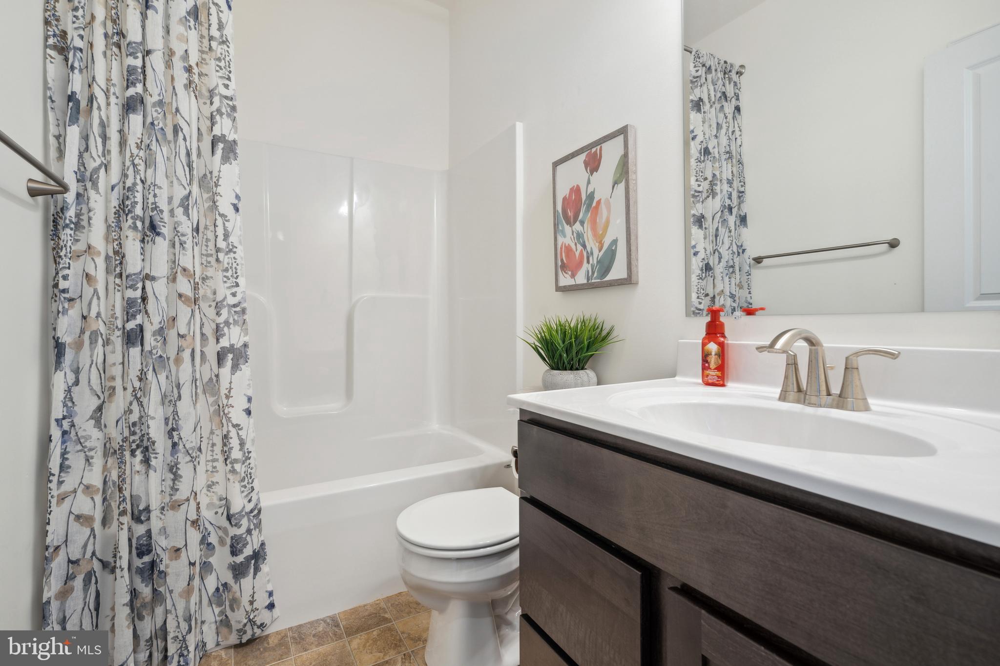 THORNBURY HUNT II - Residential