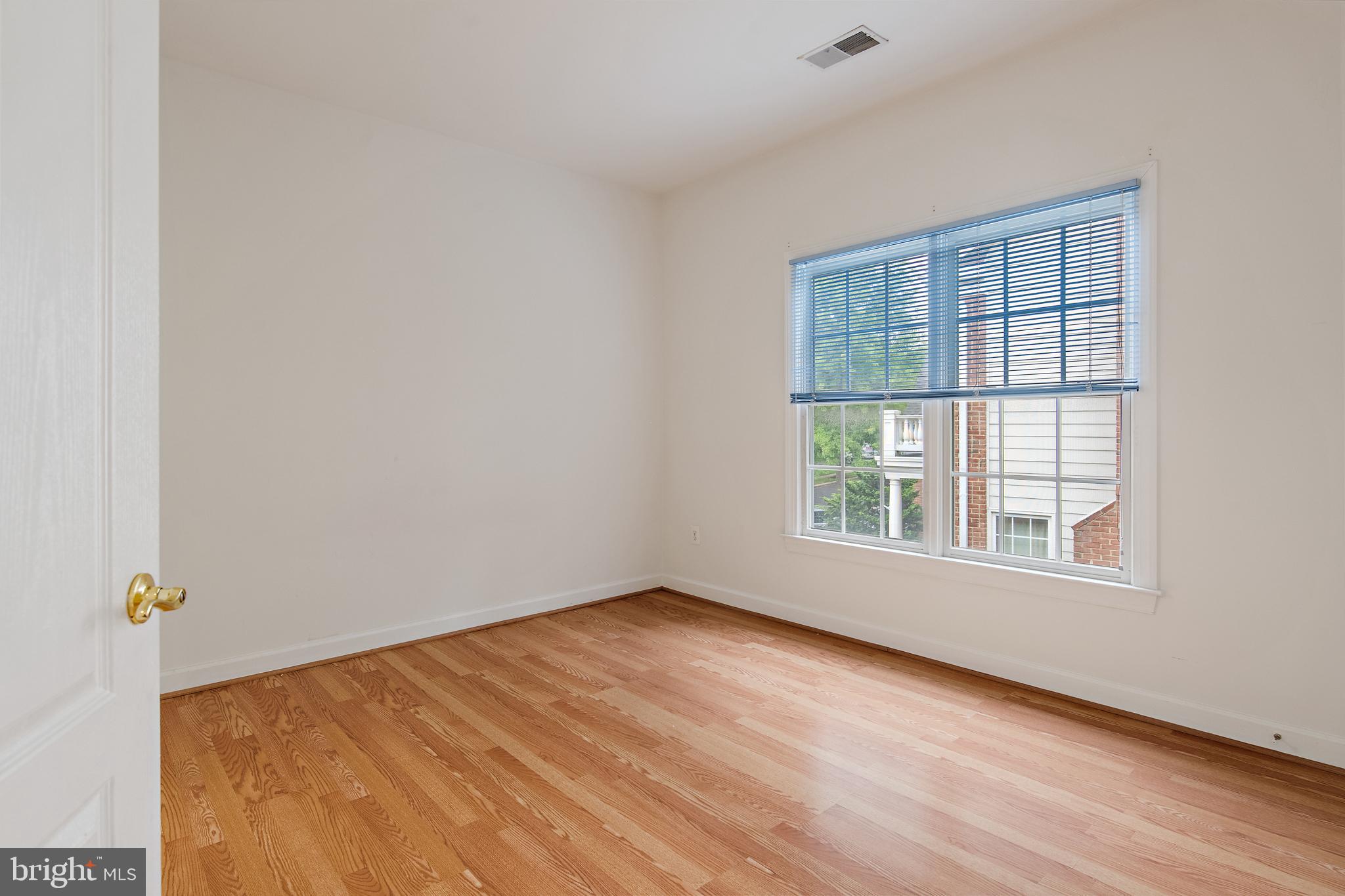 KINGSPORT - Residential