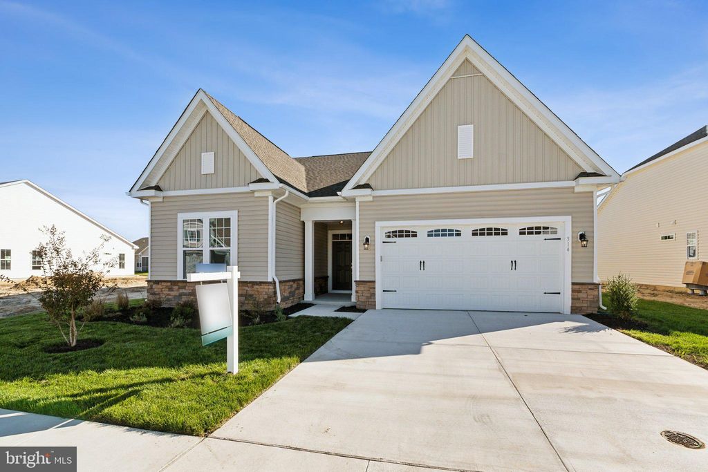 Photo of 314 Heritage Shores Circle, BRIDGEVILLE, DE 19933 (MLS # DESU2102656)