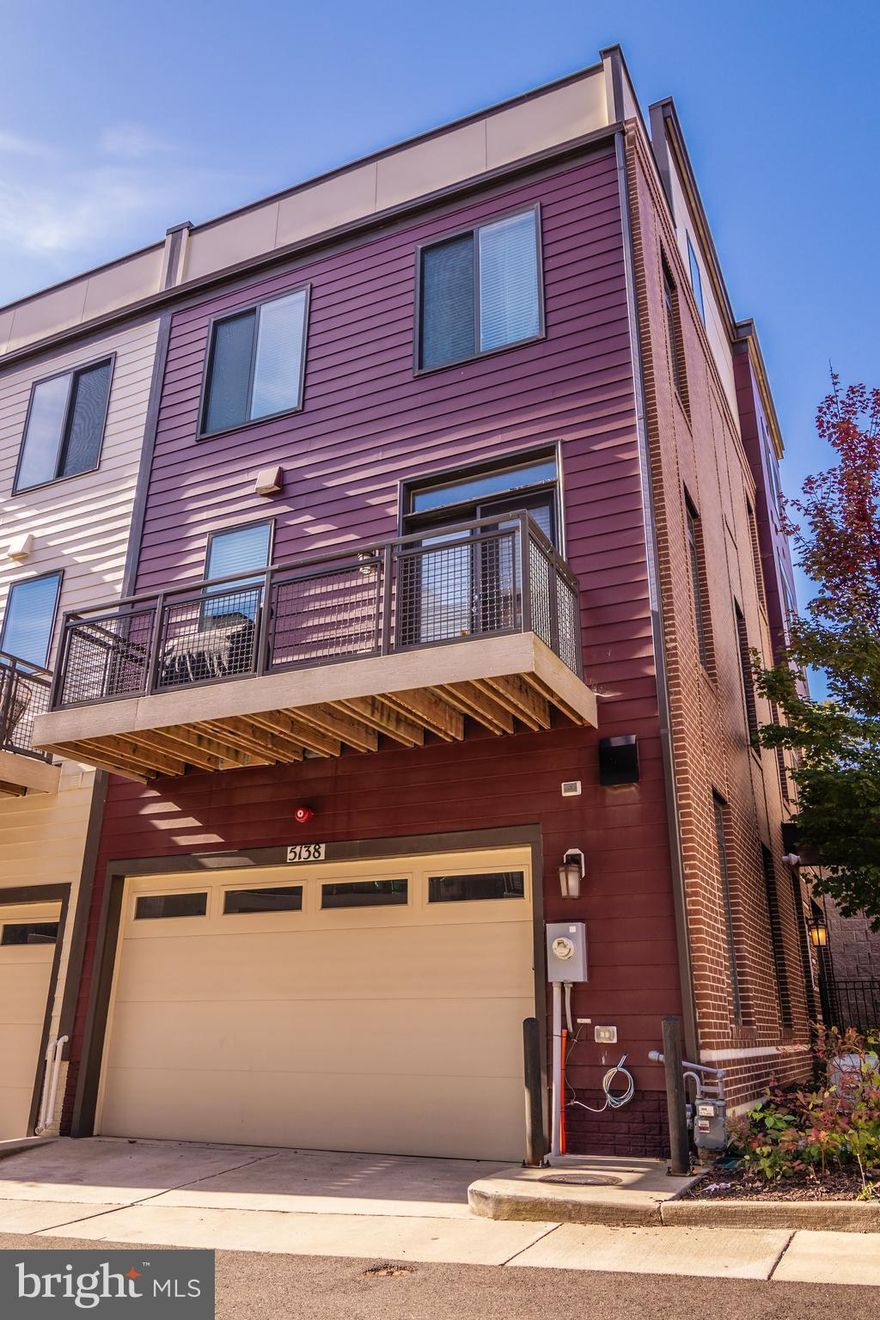 Great location near South Four Mile Run, W&OD trails, and Holmes Run Trail. Enjoy several surrounding parks, including Barcroft Park, Winkler Botanical Preserve, and Dora Kelley Nature Park. Convenient commuter access to I-395, Reagan National Airport (DCA), and metro bus stop (Fillmore Ave corner). One block to Pentagon express bus or a quick 7 minute bike ride! Less than 20 min drive to downtown DC.

Main level entrance includes half bath with office or gym area, walk up the stairs to find a spacious luxury kitchen-dinning/living with ample light coming in and a balcony for fresh air.  Take one more step up toward third level and you will find a half bath for your guest or easy access when enjoying livingroom and kitchen time. 

Third level includes laundry and Main bedroom with private bathroom (double vanity) and walk in closet; second bedroom with private full bathroom and tub; one more flight of stairs and you will find yourself with a suite including a full bathroom, terrace to enjoy outside living with a double sided gas fireplace including a loft-sitting room  for extra space to enjoy. 

Owner has upgraded home by including bookshelves and an AWNING for the uptairs terrace/patio.