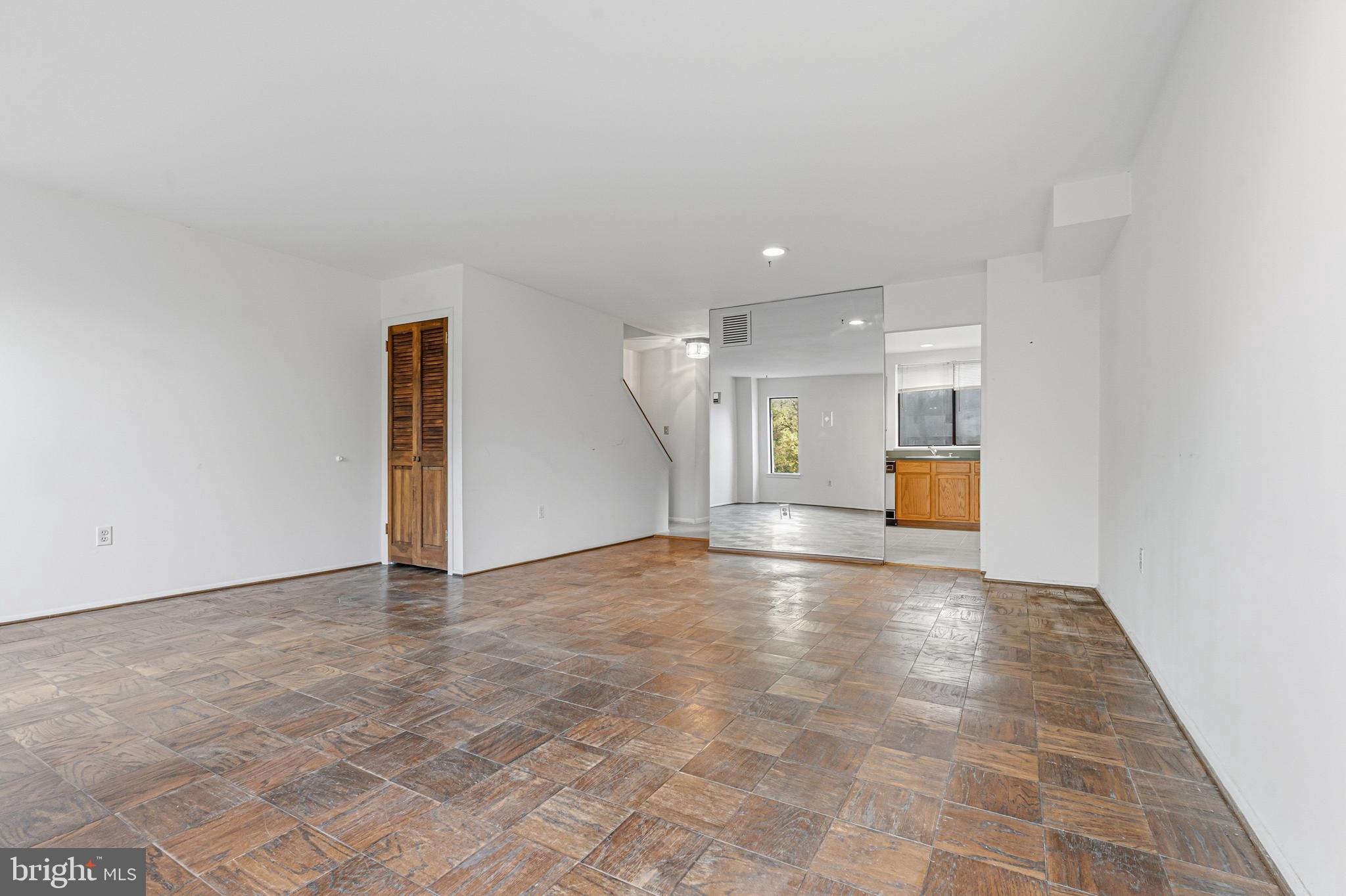 STONEOAKS - Residential