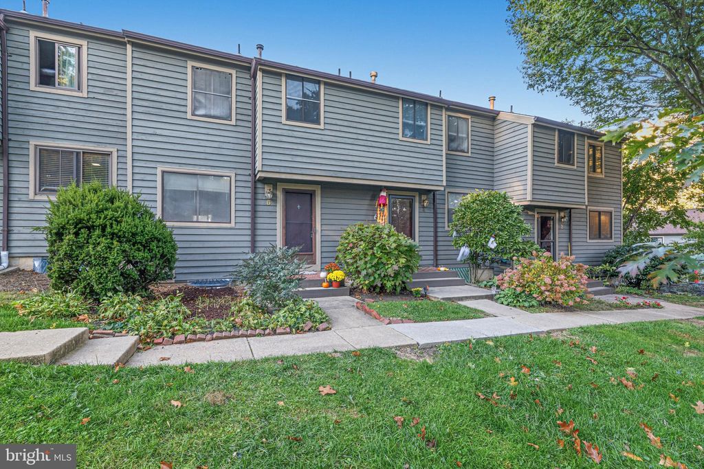 Photo of 6 Stoneridge Court #29, BALTIMORE, MD 21239 (MLS # MDBC2143518)