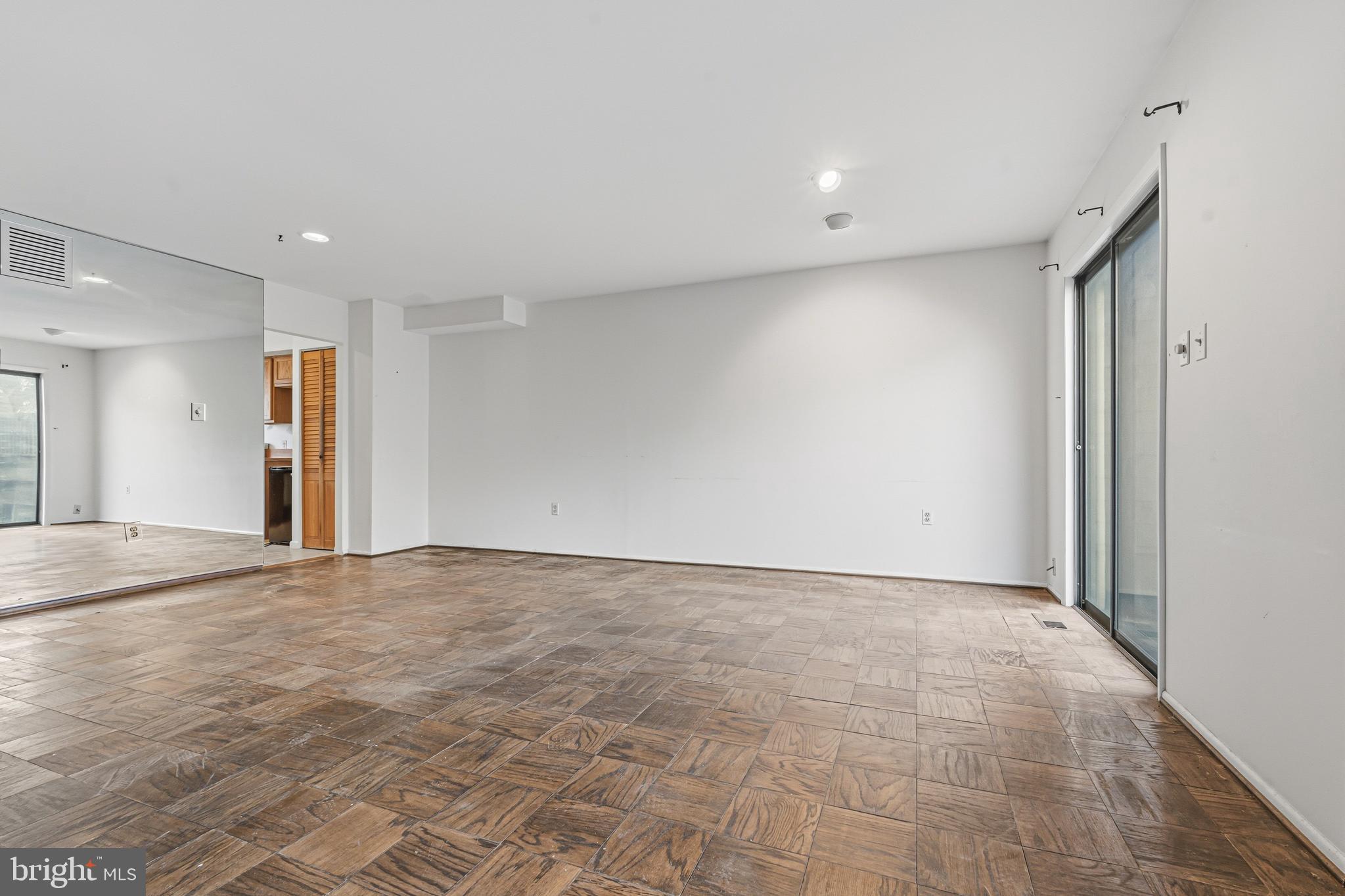 STONEOAKS - Residential