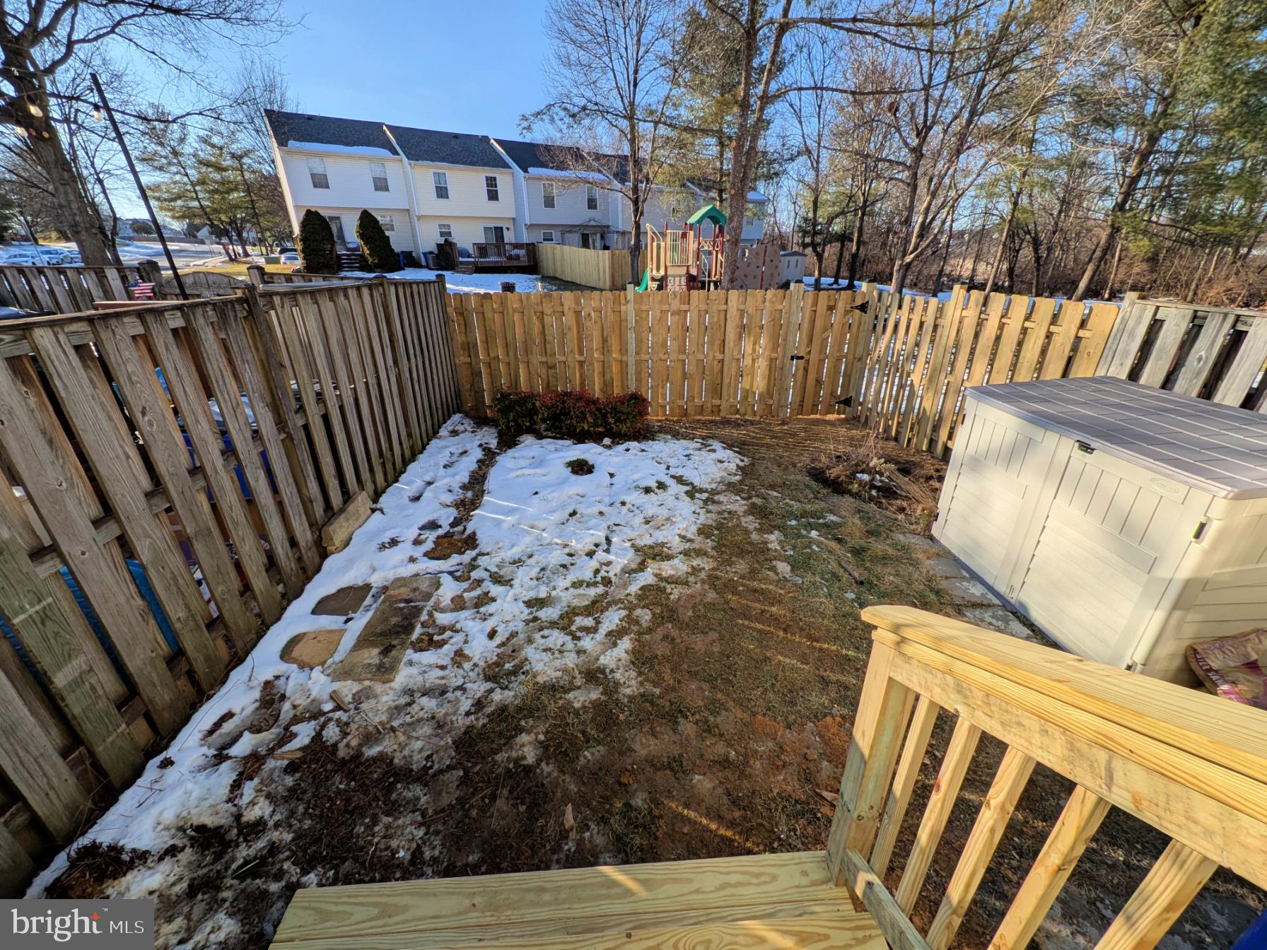 ROBIN MEADOWS - Residential